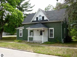 9188 Aura St, Kaleva, MI 49645