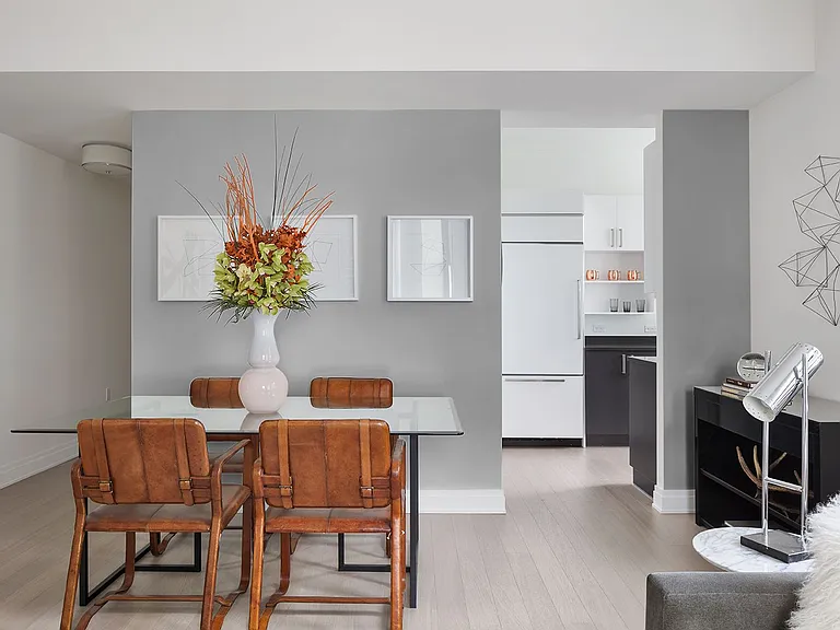 70 Pine St #5902 — Photo 4