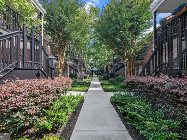 3675 Peachtree Rd NE APT 45, Atlanta, GA 30319
