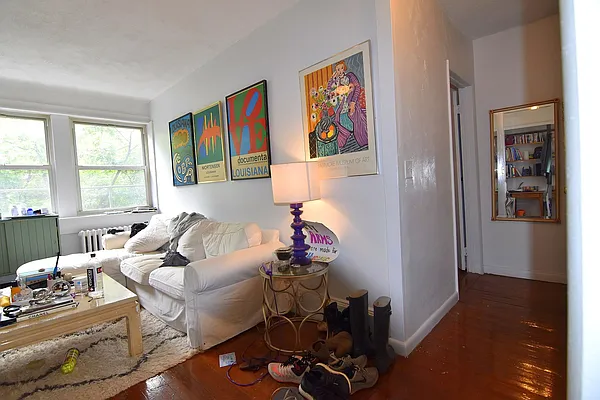Rented by Manhattan Spaces | media 11