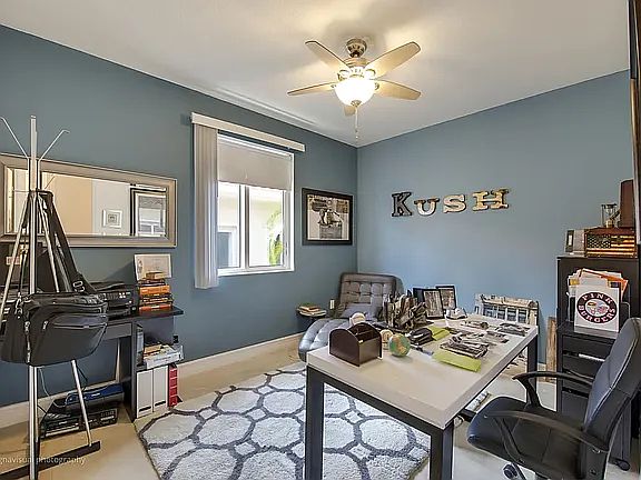 5th image of 3152 Indiana St