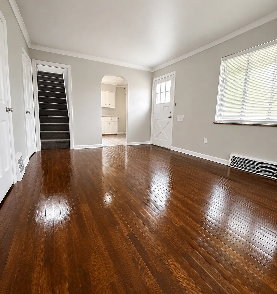 3 bed, 1350 sqft, $1,500 — Photo 2