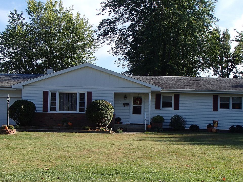 113 Bradley Dr, Carlinville, IL 62626 Zillow