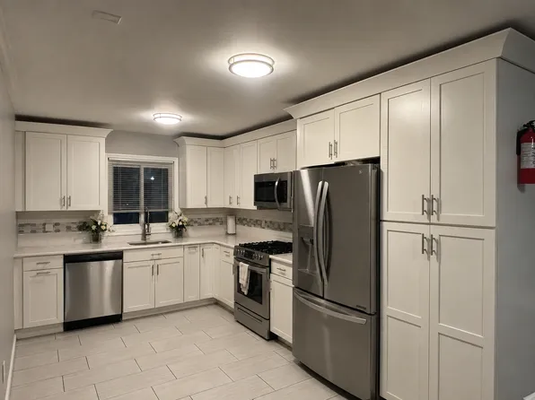 1057 E 57th St #1, Brooklyn, NY 11234