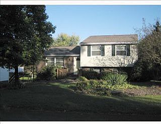 1st image of 105 Woodridge Dr