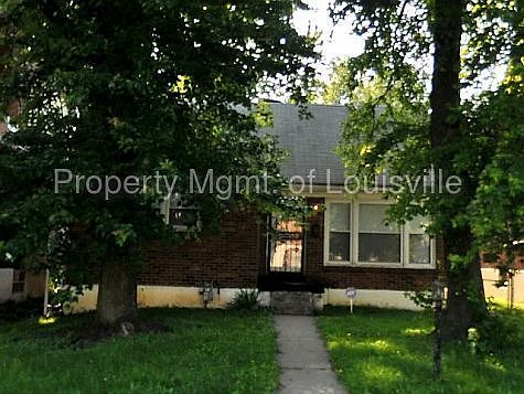 1st image of 119 S 39th St