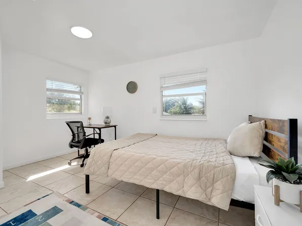 (undisclosed Address), Fort Lauderdale, FL 33317