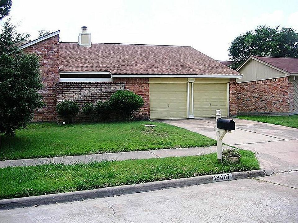1st image of 19407 Southaven Dr