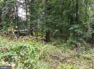 Rolling Ln, Harpers Ferry, WV 25425