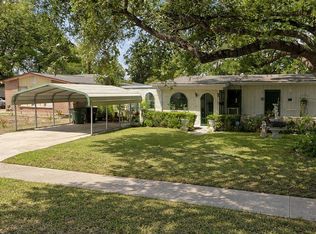 75 Wayside Dr, San Antonio, TX 78213