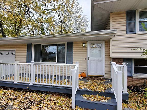 2nd image of 120 Linda Ln
