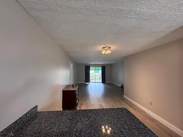 4380 Lake Underhill Rd — Photo 11