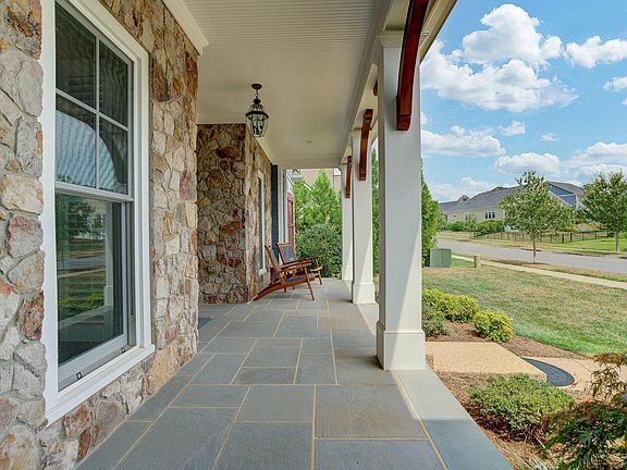 5th image of 6592 Welbourne Ln