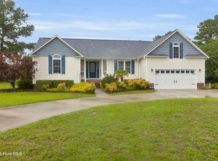 901 Caracara Dr, New Bern, NC 28560