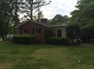 105 Meadow Dr, Washington, NC 27889