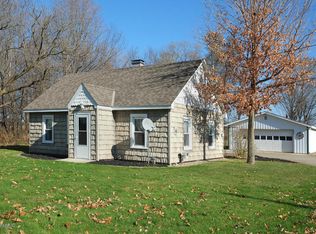 230 McCollum Ave, Galesburg, MI 49053