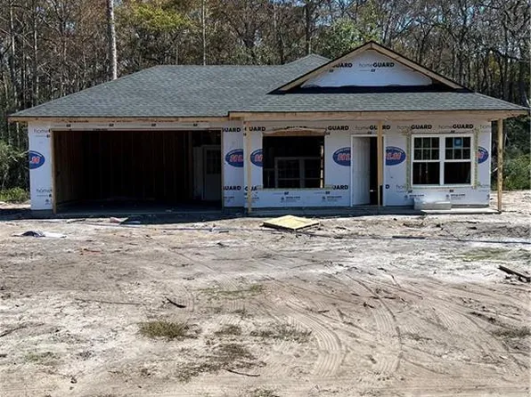 1215 Market St, Darien, GA 31305
