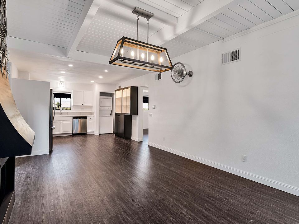 1st image of 39955 Estates Rd #11