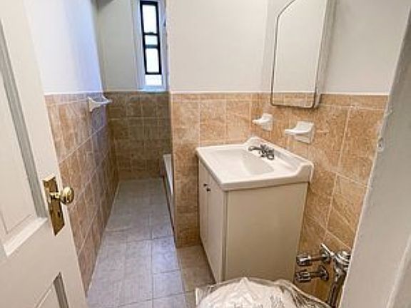 5th image of 472 Lefferts Ave #5C