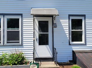 9 Hudson Ln #A, Warwick, RI 02886