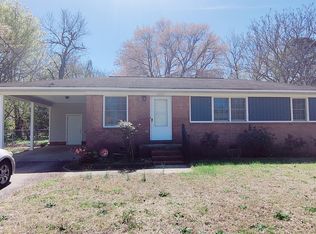 6223 Lansford Dr, Fayetteville, NC 28314