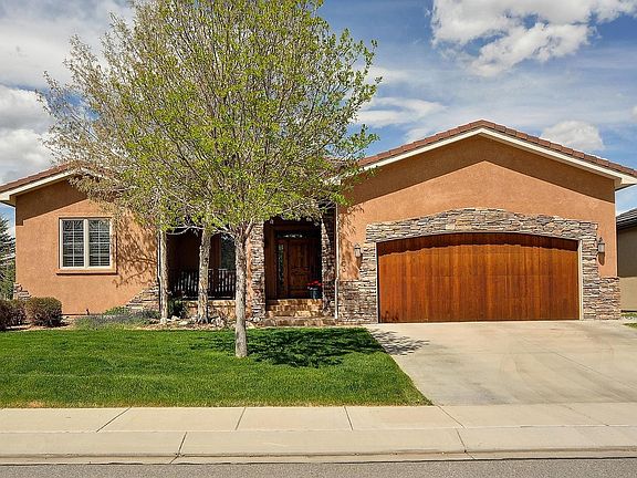 2nd image of 403 Cottonwood Cir