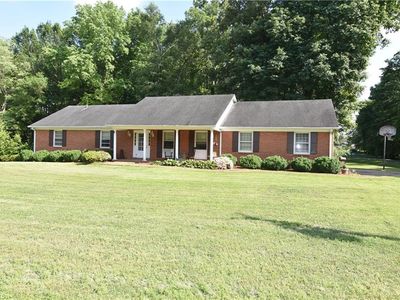 203 Overlook Dr, Advance, NC, 27006