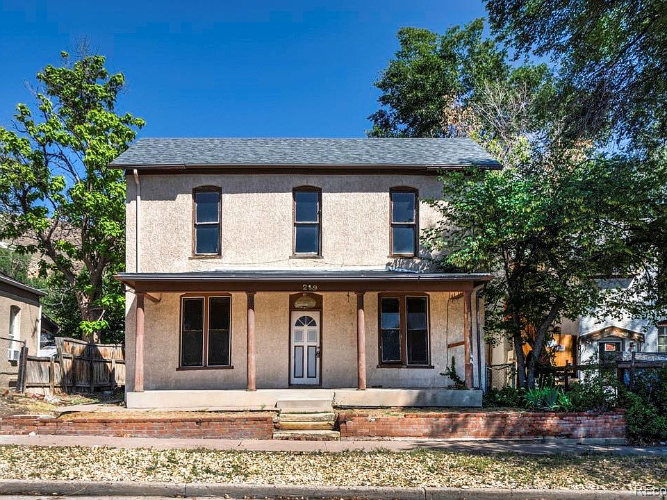 1st image of 219 Greenwood Avenue