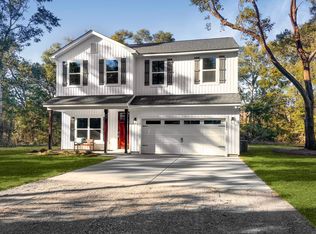 2684 Roseville Rd, Wadmalaw Island, SC 29487