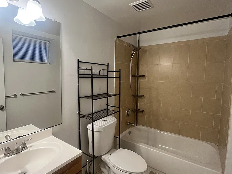 200 Colesville Manor Dr — Photo 13