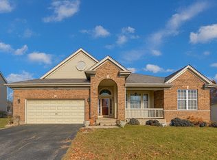 1255 Waterfront Ln, Hampshire, IL