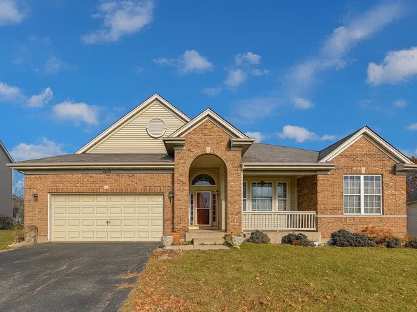 1255 Waterfront Ln, Hampshire, IL 60140