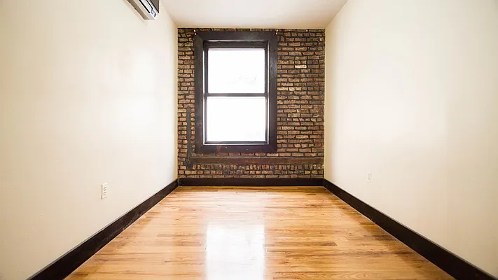Rented by Nooklyn NYC LLC | media 35