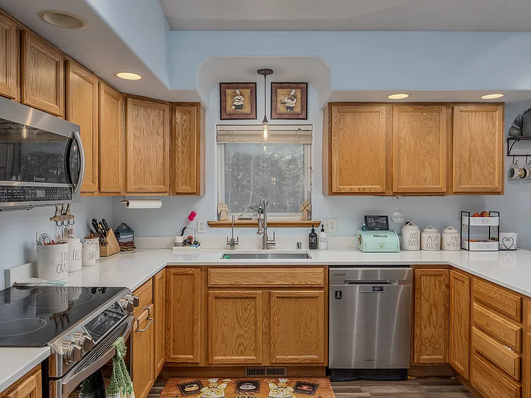 2331 Blue Sparkle Dr — Photo 18