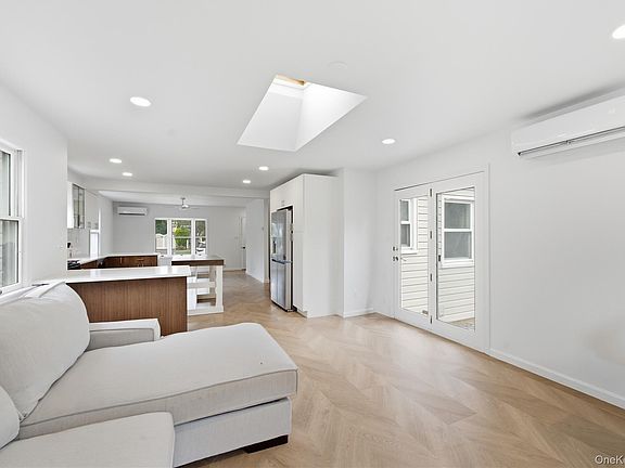 5th image of 43 Nassau Avenue