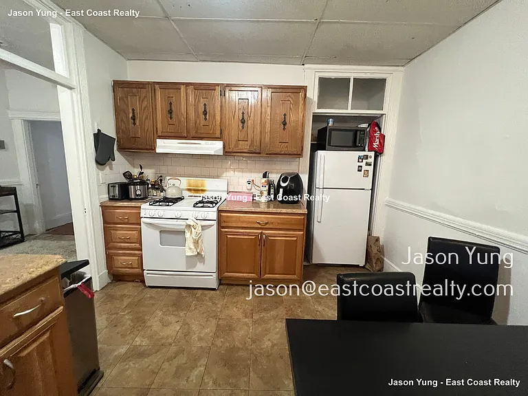 238 Hemenway St #10 — Photo 17