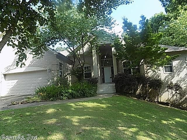1st image of 14 Wellington Woods Ct