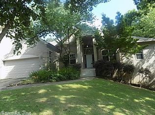 14 Wellington Woods Ct, Little Rock, AR 72211