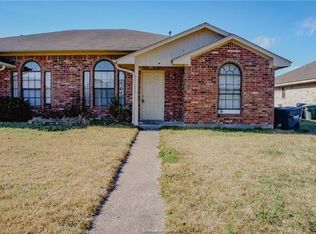 903 Camellia Ct APT B, College Station, TX 77840