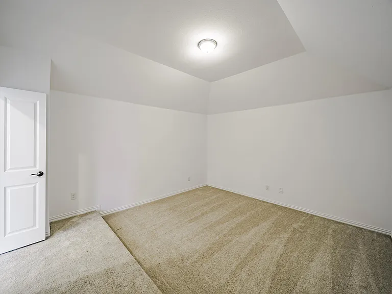 504 Waters Way — Photo 23