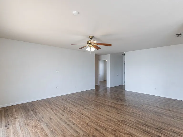 11 Woodcock Cir — Photo 6
