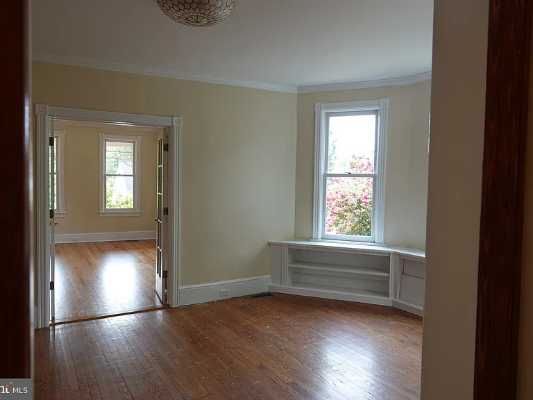 36 Hart Ave — Photo 26