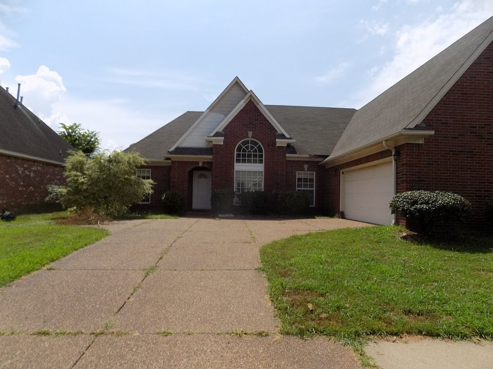 1st image of 1541 Rayberry Ln