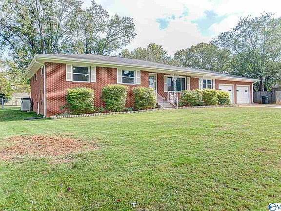 2nd image of 511 Brentwood Dr