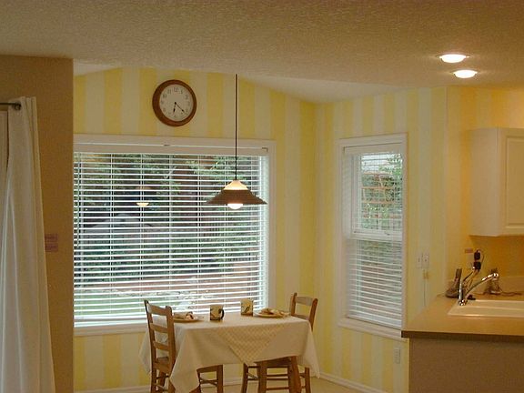 Kitchen-Nook