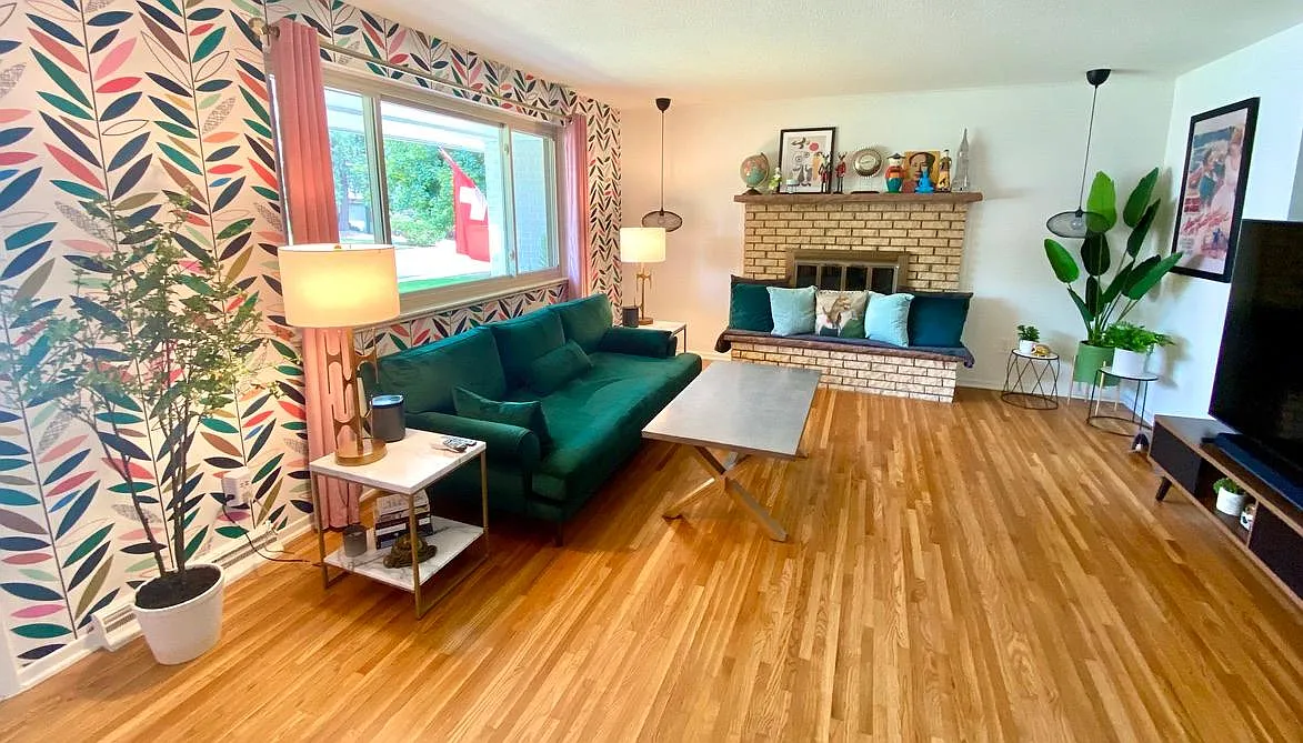 4 bed, 2568 sqft, $3,400 — Photo 4