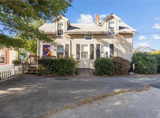 32 Jefferson Ave, Riverside, RI 02915