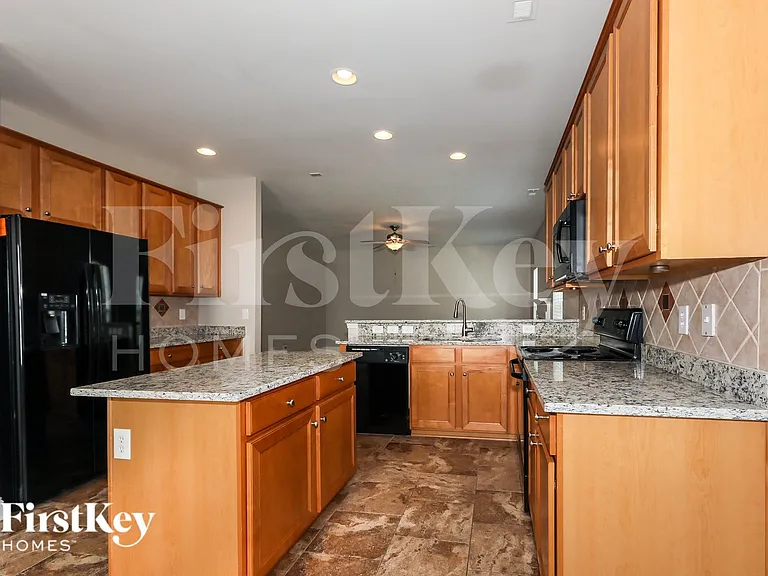 2109 Broad Plum Ln — Photo 6