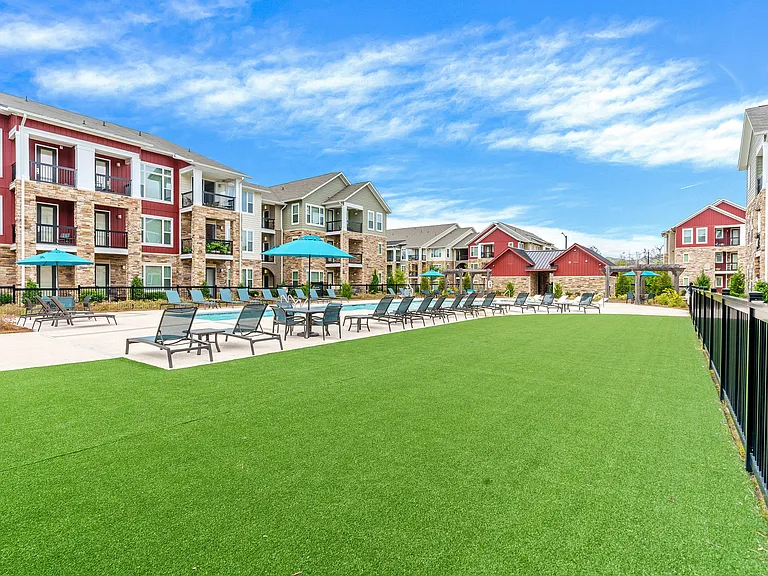 Addison Ridge Apartments — Photo 64