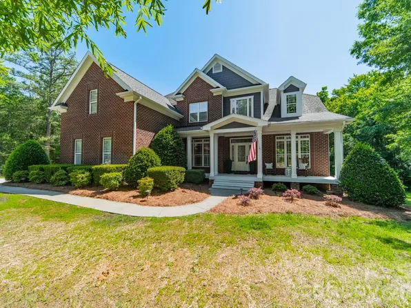 188 Carolina Crossing Dr, York, SC 29745